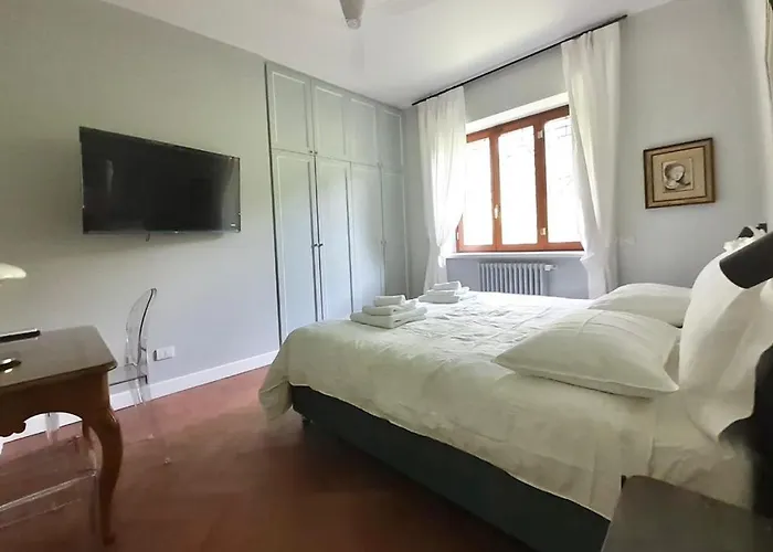 Maison Montello 度假居 瓦雷泽